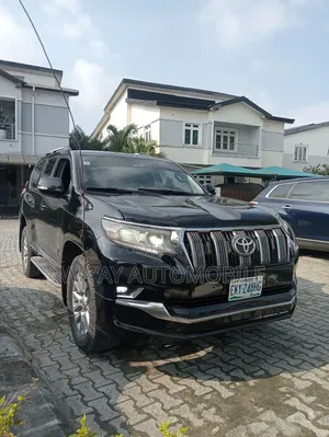 Toyota Land Cruiser 4.0 V6 GX-R 2013 Black