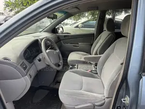 Toyota Sienna LE AWD 2009 Blue