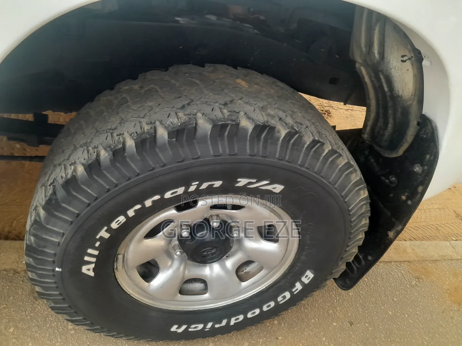 Toyota Hilux 2014 White