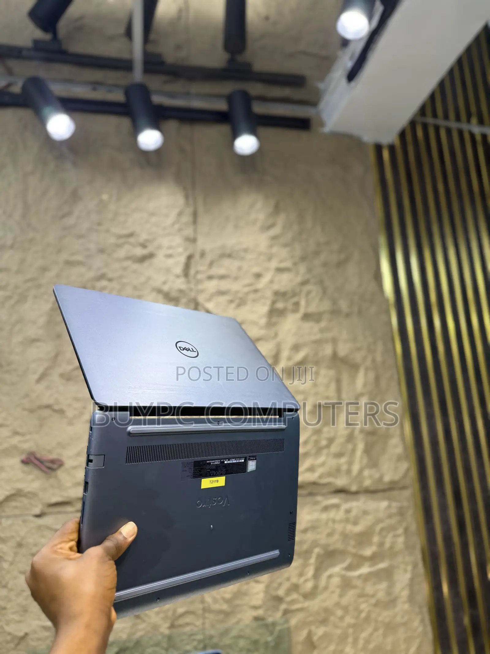 Laptop Dell Vostro 5481 8GB Intel Core i5 SSD 256GB