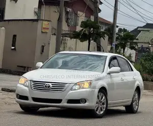 Toyota Avalon Limited Sedan FWD (3.5L 6cyl 6A) 2008 White