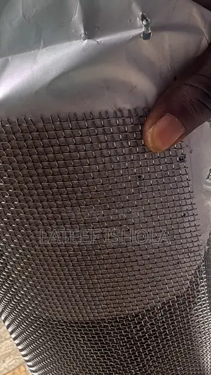 7 Mesh Wire