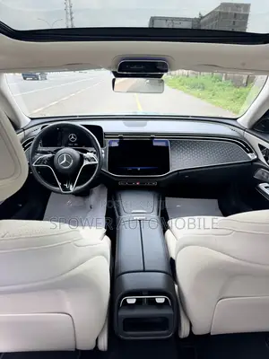 Mercedes-Benz E350 2024 Silver