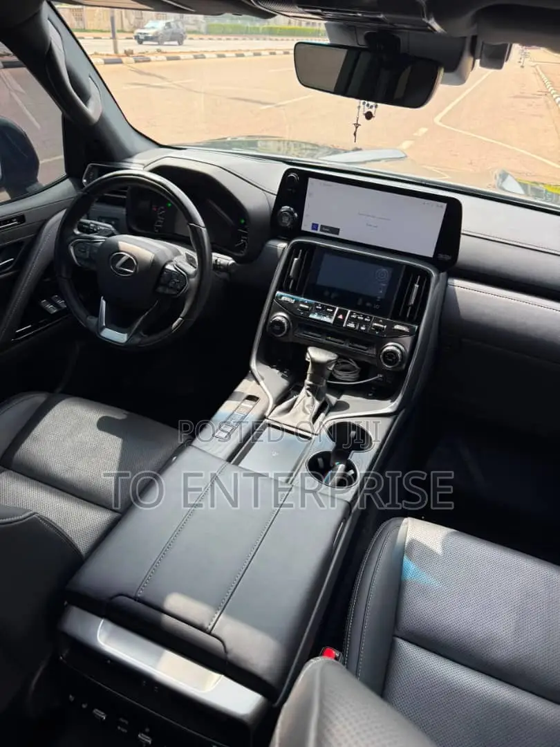Lexus LX 2025 Black