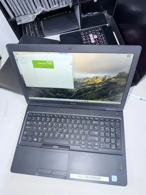 Laptop Dell Latitude 5591 8GB Intel Core i7 SSD 256GB