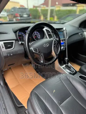 Hyundai Elantra GT 2013 Gray