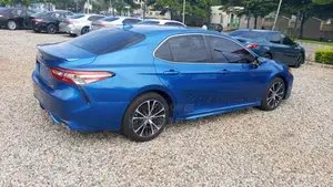 Toyota Camry 2019 Blue