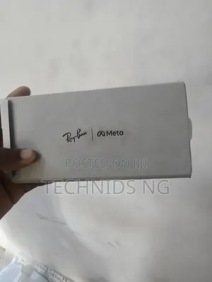 Rayban Wayfarer Gen 2 (Charging Pouch Only)