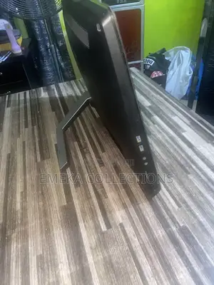 Desktop Computer HP 290 G9 All-in-One 8GB Intel Core i3 SSD 512GB