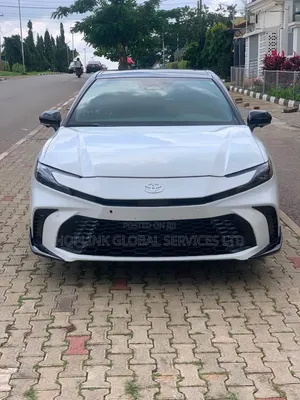 Toyota Camry XSE 2025 White