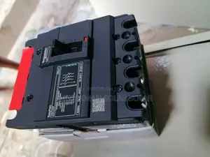100A 3p McCb Schneider Breaker