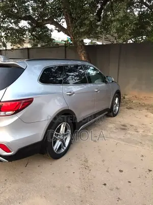 Hyundai Santa Fe 2017 Silver