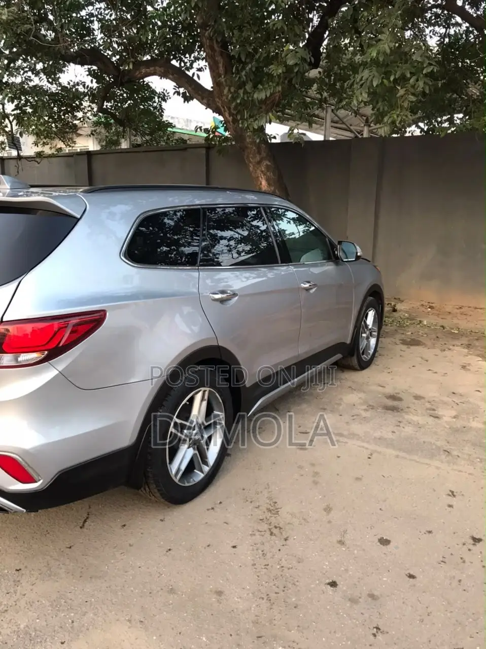 Hyundai Santa Fe 2017 Silver