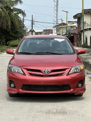 Toyota Corolla S Special Edition 4dr Sedan (1.8L 4cyl 4A) 2013 Red