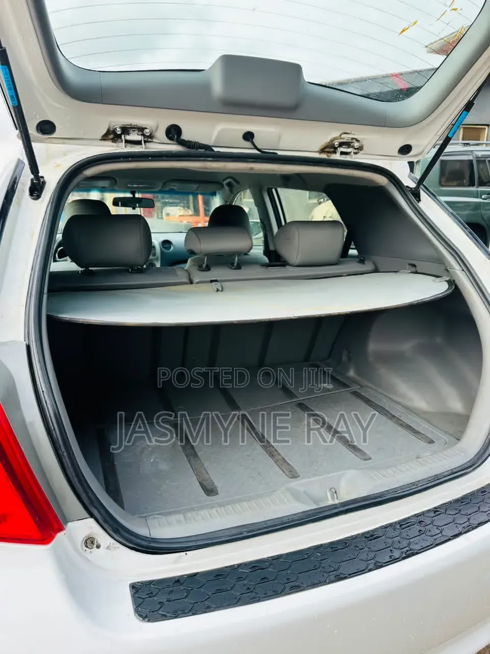 Toyota Matrix 2009 White