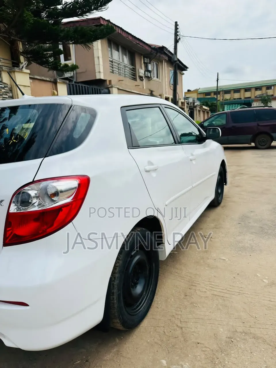 Toyota Matrix 2009 White