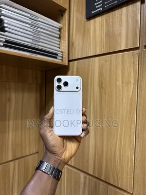Apple iPhone 17 Pro Max 256 GB Silver