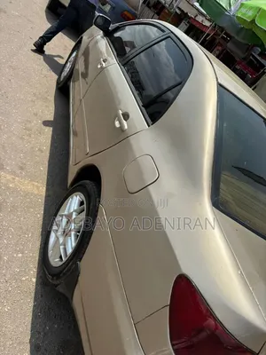 Toyota Corolla 2004 Gold