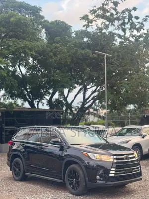 Toyota Highlander Limited 4x4 V6 (3.5L 6cyl 8A) 2018 Black