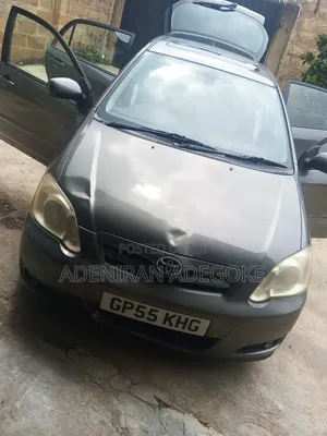 Toyota Corolla 2005 Gray