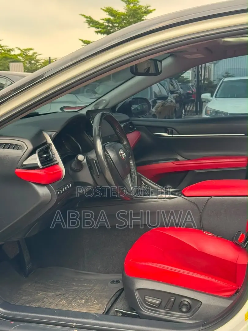 Toyota Camry XSE V6 2023 White