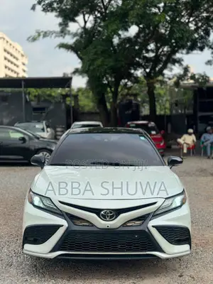 Toyota Camry XSE V6 2023 White