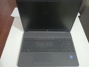 Laptop HP 15 4GB Intel Celeron HDD 1T