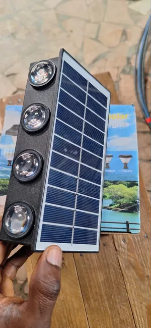 Original 4 Lens Solar Powered Wall Light