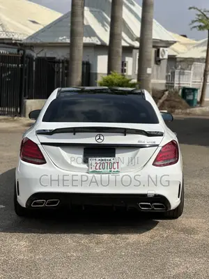 Mercedes-Benz C43 2017 White