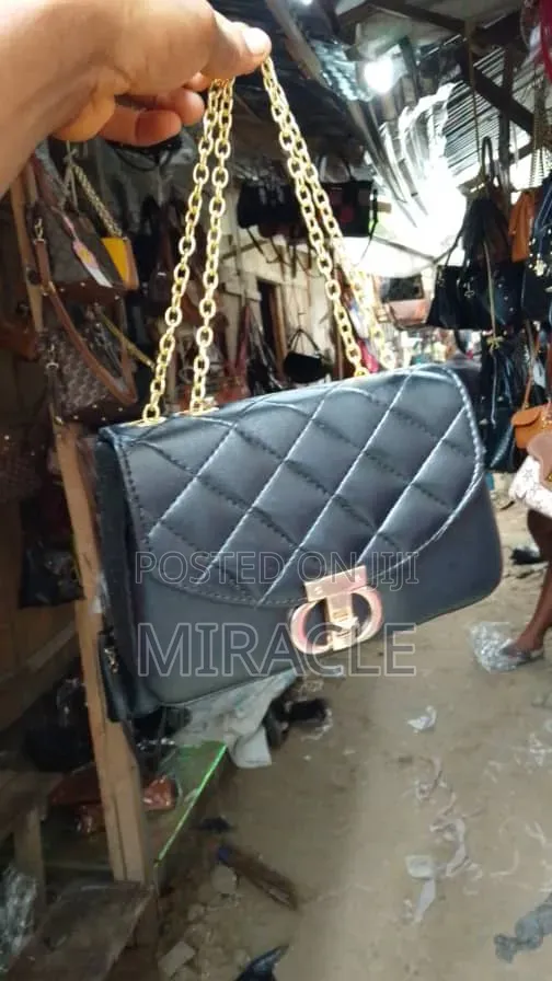 Bag Vendor