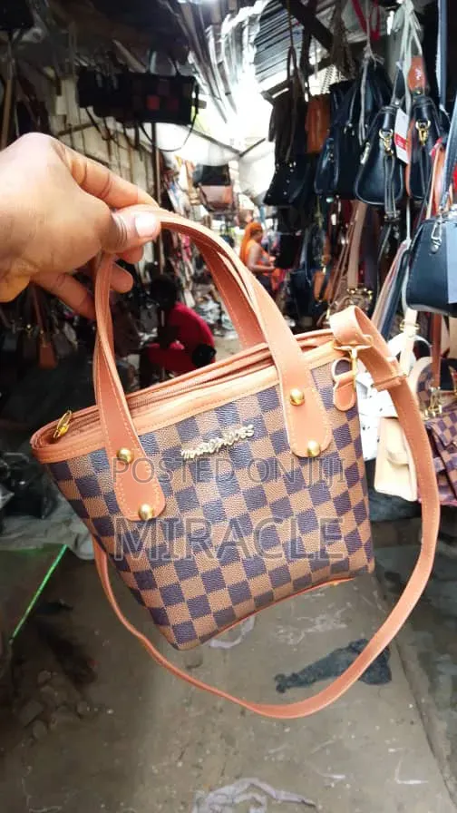 Bag Vendor