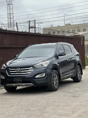 Hyundai Santa Fe 2014 Gray