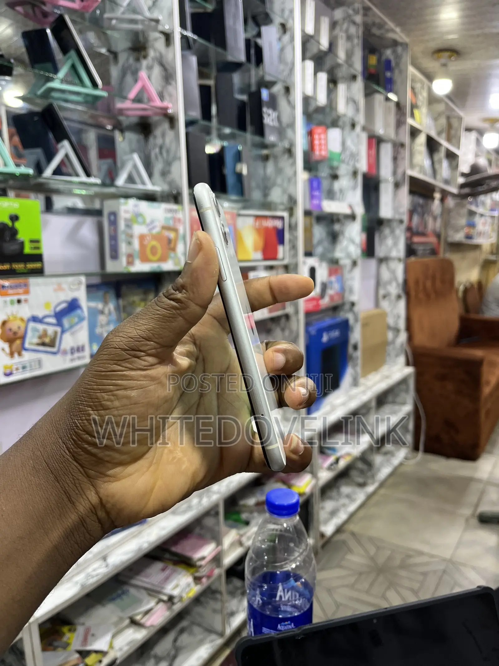 Apple iPhone 11 128 GB White