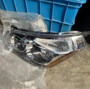 Headlamp Pontiac Vibe 2009