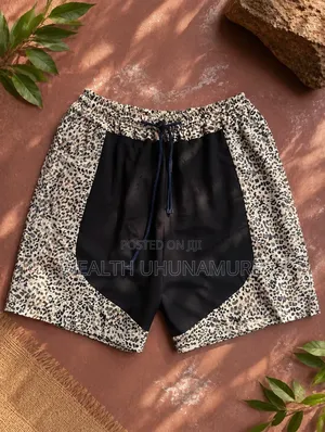 Unisex Short
