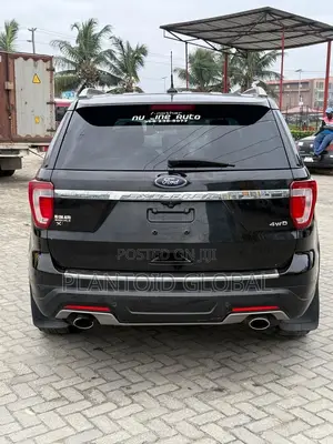 Ford Explorer XLT AWD 2019 Black