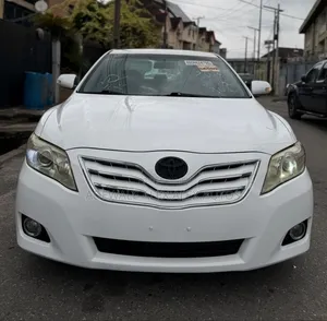 Toyota Camry 2009 White