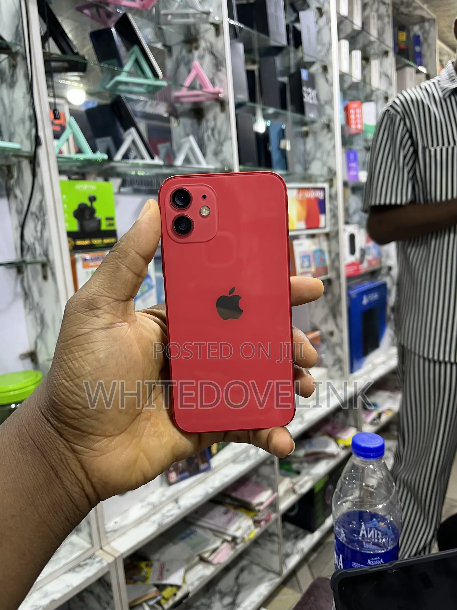 Apple iPhone 12 64 GB Red