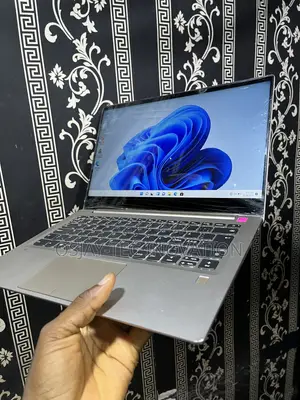 Laptop Lenovo IdeaPad 720S 8GB Intel Core i5 SSD 256GB