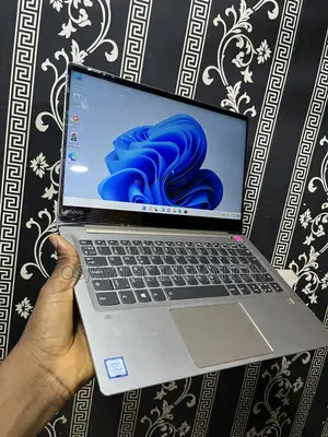 Laptop Lenovo IdeaPad 720S 8GB Intel Core i5 SSD 256GB