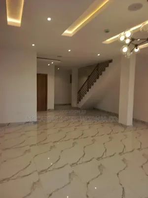 4bdrm Maisonette in Oduduwa Crescent for rent