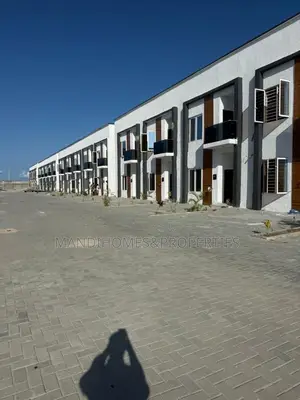 3bdrm Townhouse/Terrace in Ibeju for sale