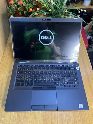 Laptop Dell Latitude 5400 8GB Intel Core i7 SSD 256GB