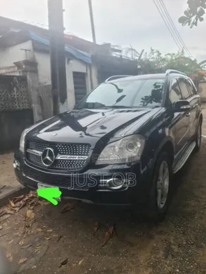 Mercedes-Benz GL-Class GL 550 2010 Black
