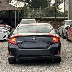 Honda Civic 2019 Gray
