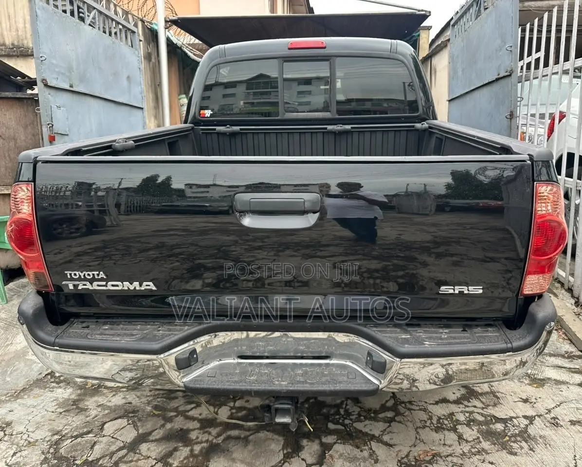 Toyota Tacoma 2006 Black