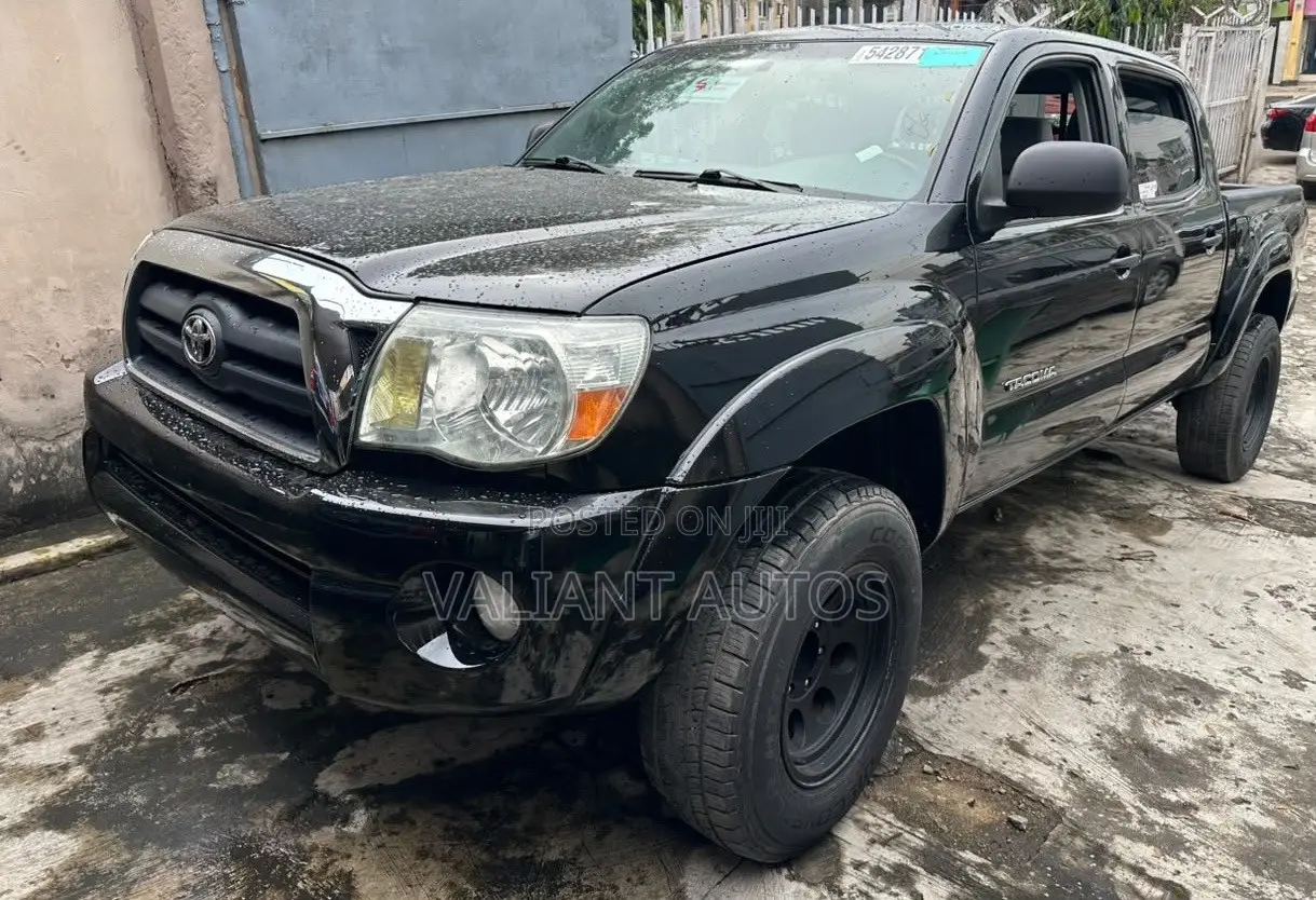 Toyota Tacoma 2006 Black