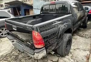 Toyota Tacoma 2006 Black