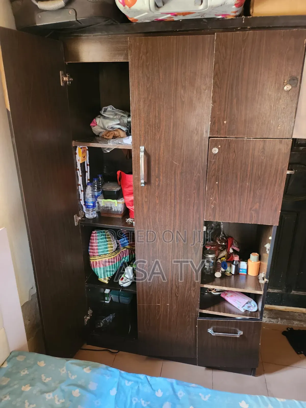 Wardrobe as Seen