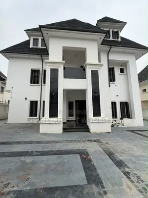 6bdrm Duplex in Dawaki for sale
